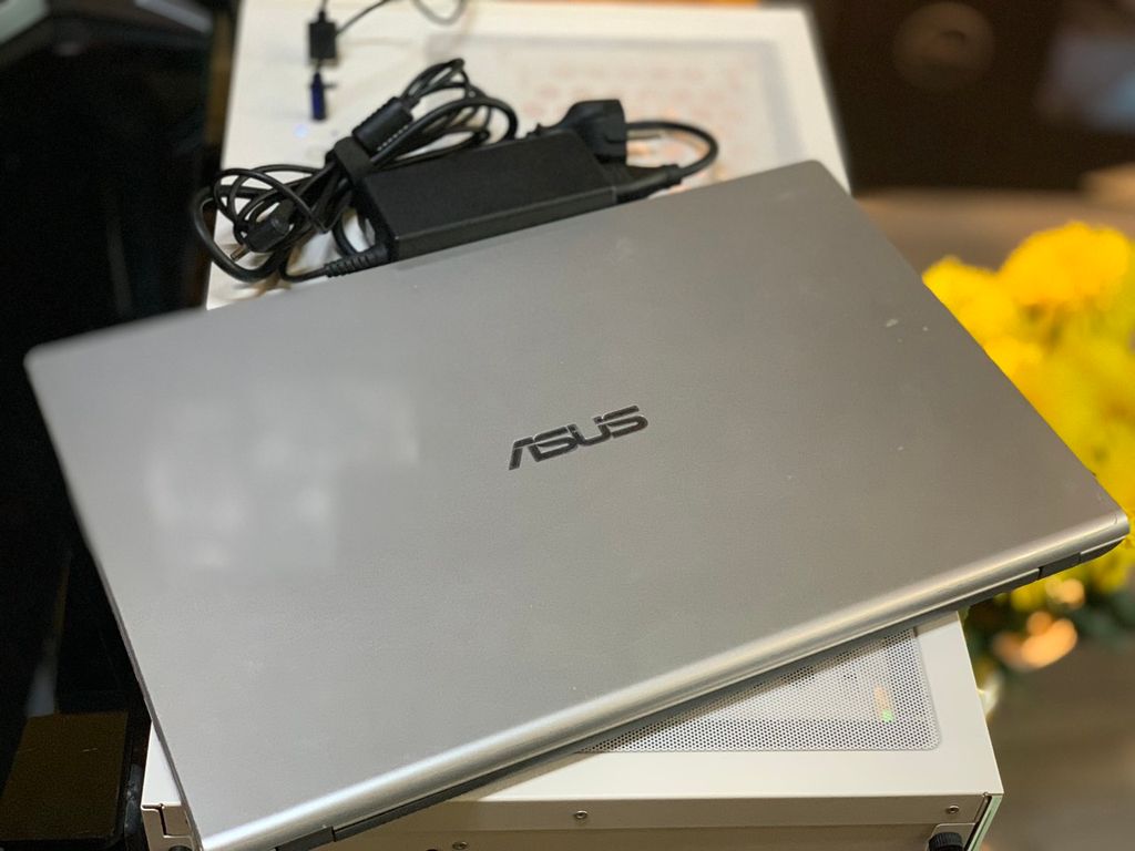 Laptop ASUS X509F Core i5-8265U/Ram 8GB/SSD 240GB/ LCD 15.6 FHD-IPS/ VGA NVIDIA GeForce MX230 Cũ