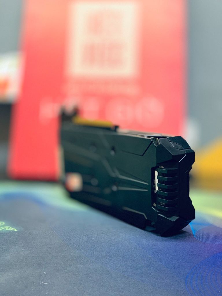 Card màn hình GIGABYTE GTX 1050Ti Windforce 4gb OC ( có backplate đặc biệt )