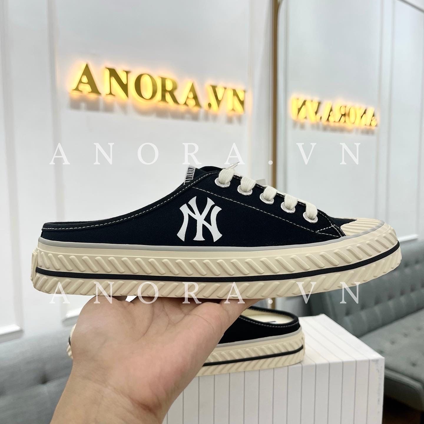 Giày MLB Mule NY 3AMUUA11N50BKS Màu Đen authenticshopvn Authenticshopvn Thời trang chính hãng #18 Giày MLB Mule NY 3AMUUA11N50BKS Màu Đen authenticshopvn Authenticshopvn Thời trang chính hãng