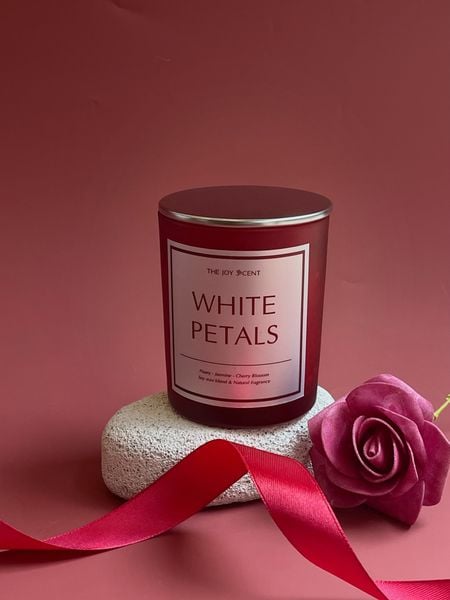  BST nến Scarlet Glow lọ đỏ sang trọng 