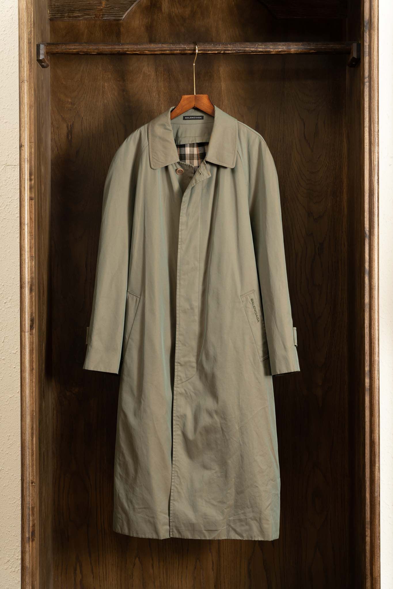  Trench Coat 