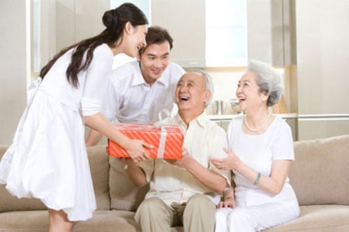 mon qua nu trang nho be nhung giup moi nguoi trong gia dinh vui ve va that chat tinh cam voi nhau
