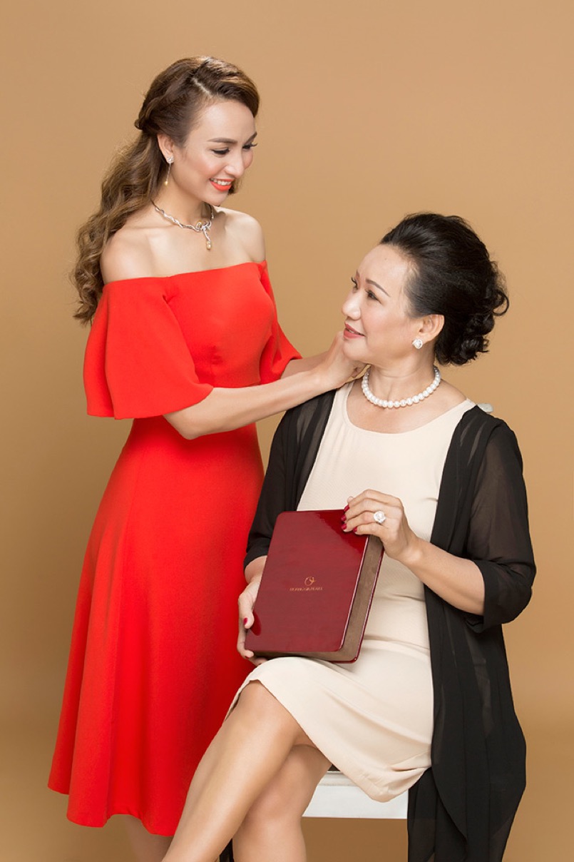 Hãy trở thành bạn tâm giao của mẹ - 1