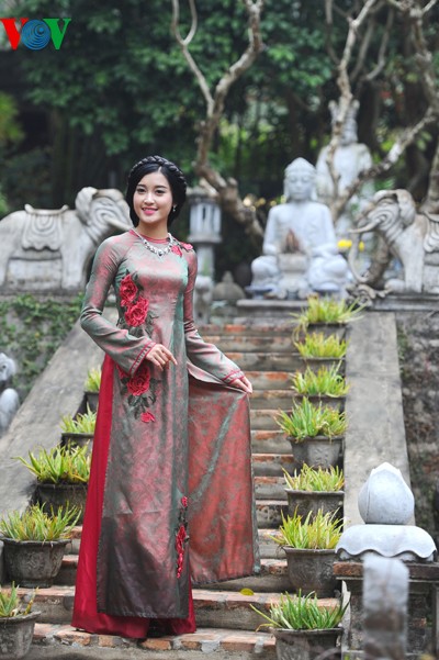 net diu dang cua nguoi dep ha thanh cung trang suc ngoc trai - anh 1 net diu dang cua nguoi dep ha thanh cung trang suc ngoc trai - anh 1