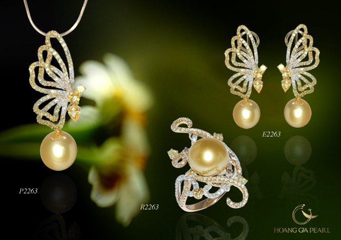 Những chú bướm xuân đang mang theo mình những “hạt giống ngọc” để làm sứ giả cho sự sinh sôi mới của muôn loài.