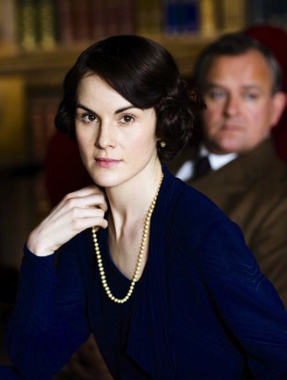 Diễn viên Michelle Dockery phụ nữ quý tộc của loạt phim đình đám “Downton Abbey” lại khoe vẻ đẹp thượng lưu từ chuỗi ngọc nhỏ hoàn hảo nổi bật trong trang phục và màu tóc đơn sắc tinh tế