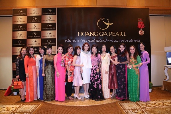 Sự kiện quy tụ nhiều doanh nhân, nhà lãnh đạo các doanh nghiệp Su kien quy tu nhieu doanh nhan, nha lanh dao cac doanh nghiep
