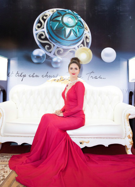 ngoc-trai-hoang-gia-ra-mat-bst-pearl-collection-1