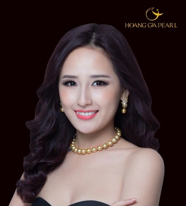 Hoa hậu Mai Phương Thúy mê đắm dòng trang sức ngọc trai South Sea vàng của Hoàng Gia Pearl Hoa hau Mai Phuong Thuy me dam dong trang suc ngoc trai South Sea vang cua Hoang Gia Pearl