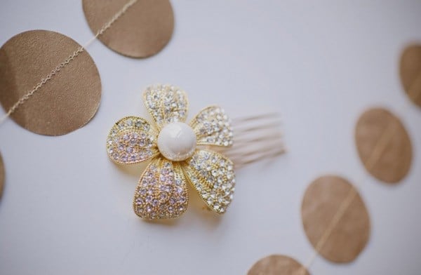 cai toc nu trang ngoc trai co lon