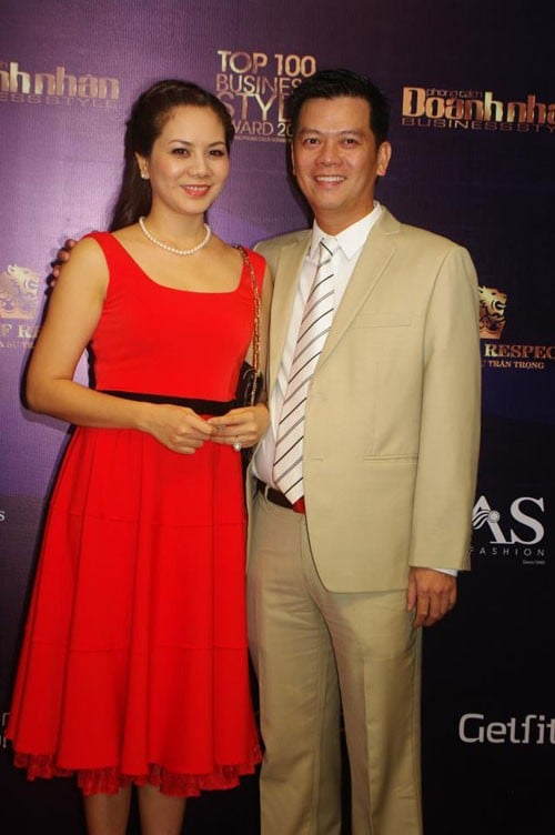 nguyen quoc bao va phu nhan