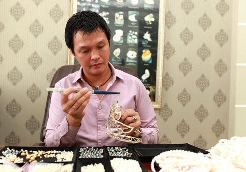 Ông chủ Ngọc Trai Hoàng Gia- Hồ Thanh Tuấn