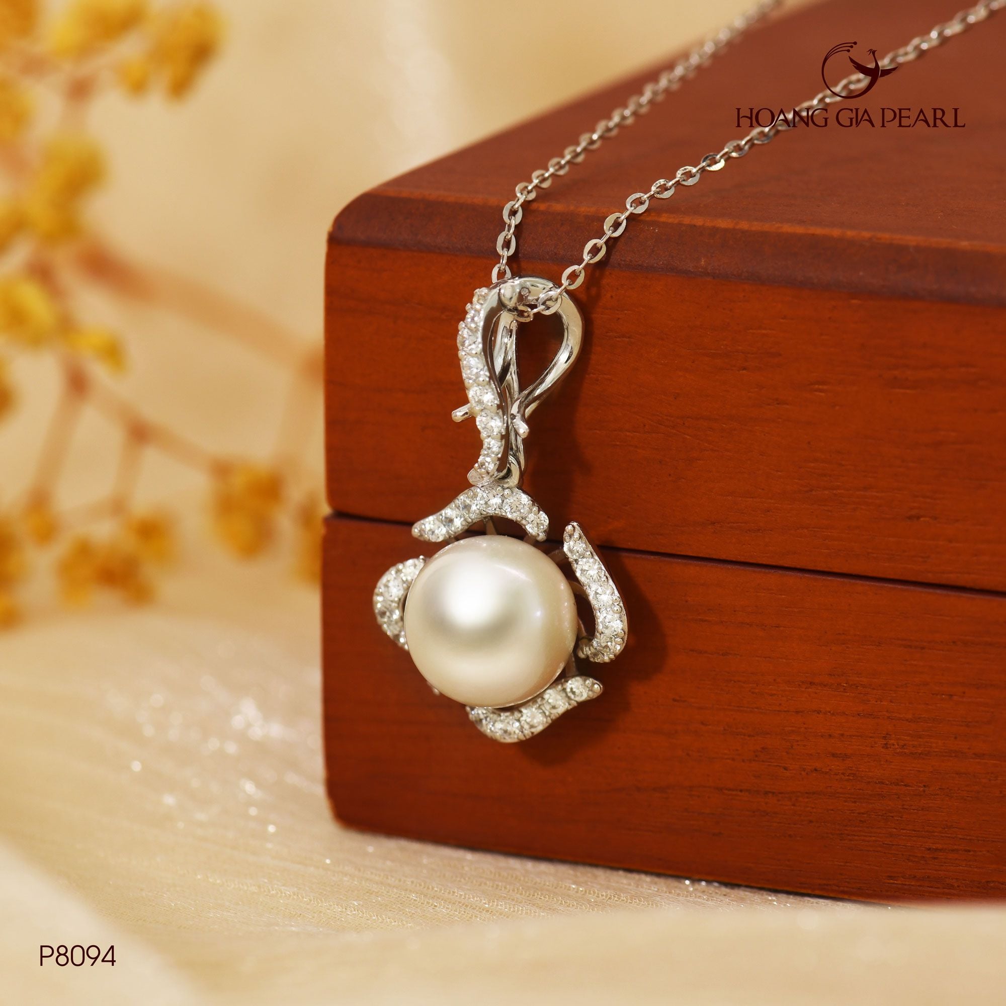 Chuỗi cổ ngọc trai đính mặt P8094