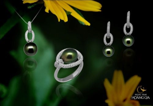 Hay những mẫu ngọc trai đen Tahiti quí hiếm mang đến vẻ đẹp ấn tượng, đẳng cấp cho chủ nhân của mình