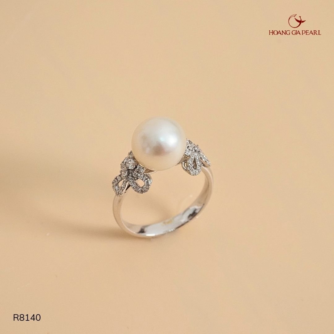 NHẪN NGỌC TRAI R8140 - NGỌC F TRẮNG