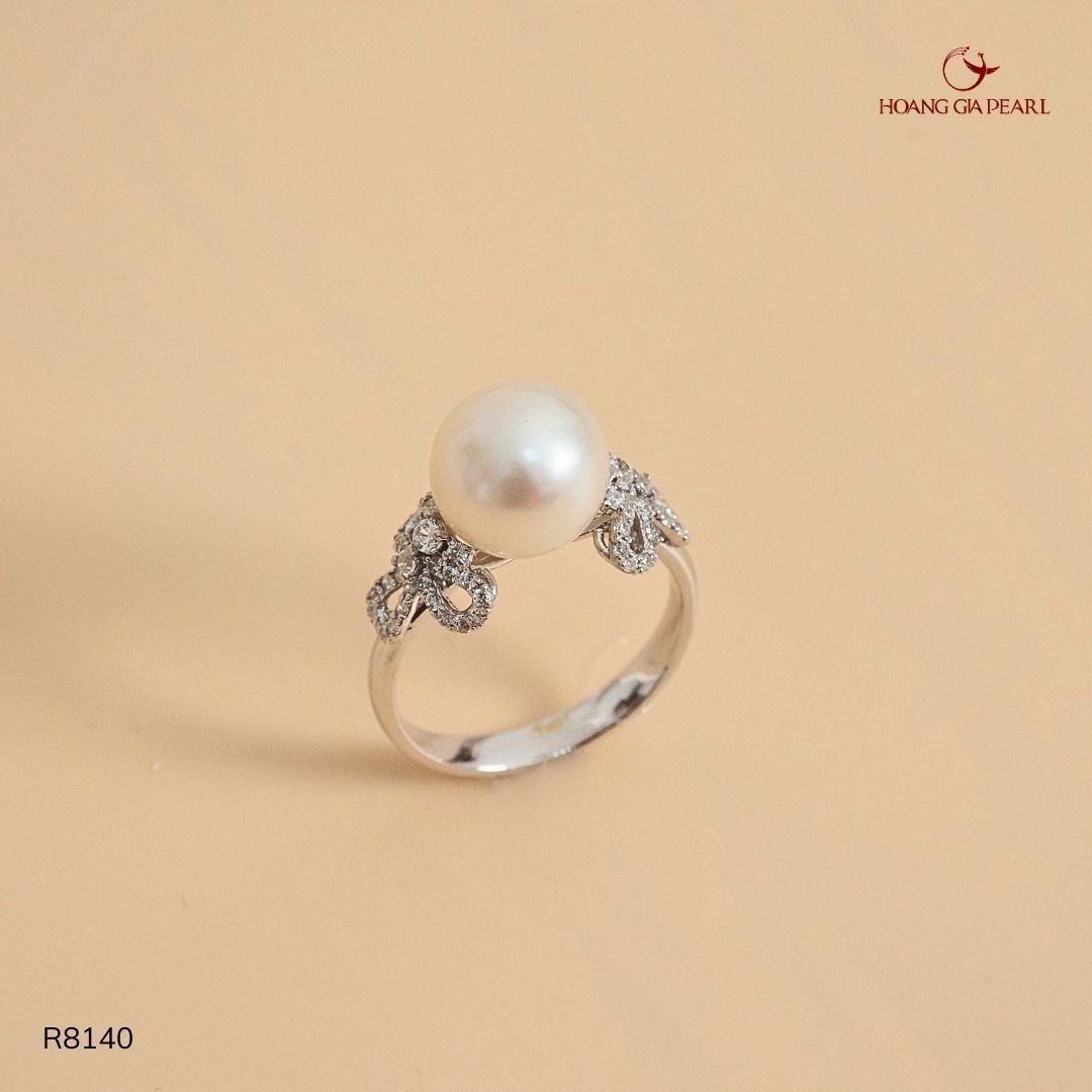 NHẪN NGỌC TRAI R8140 - NGỌC F TRẮNG