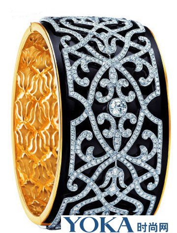 Vòng tay trang sức hoàng gia Vong tay trang suc hoang gia