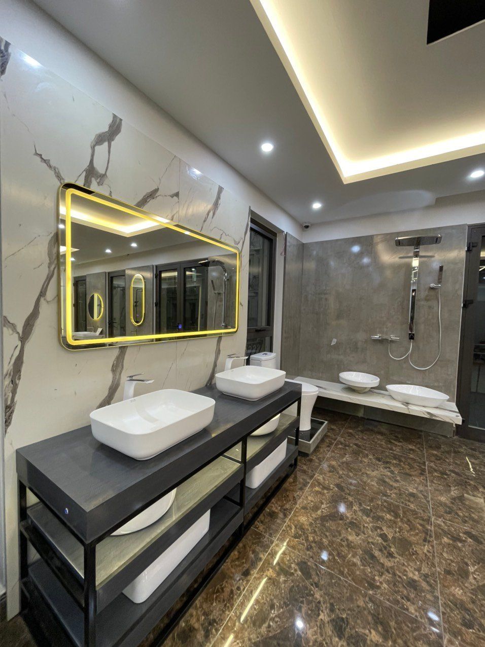  Chậu rửa dương bàn men mờ Bs-228m 