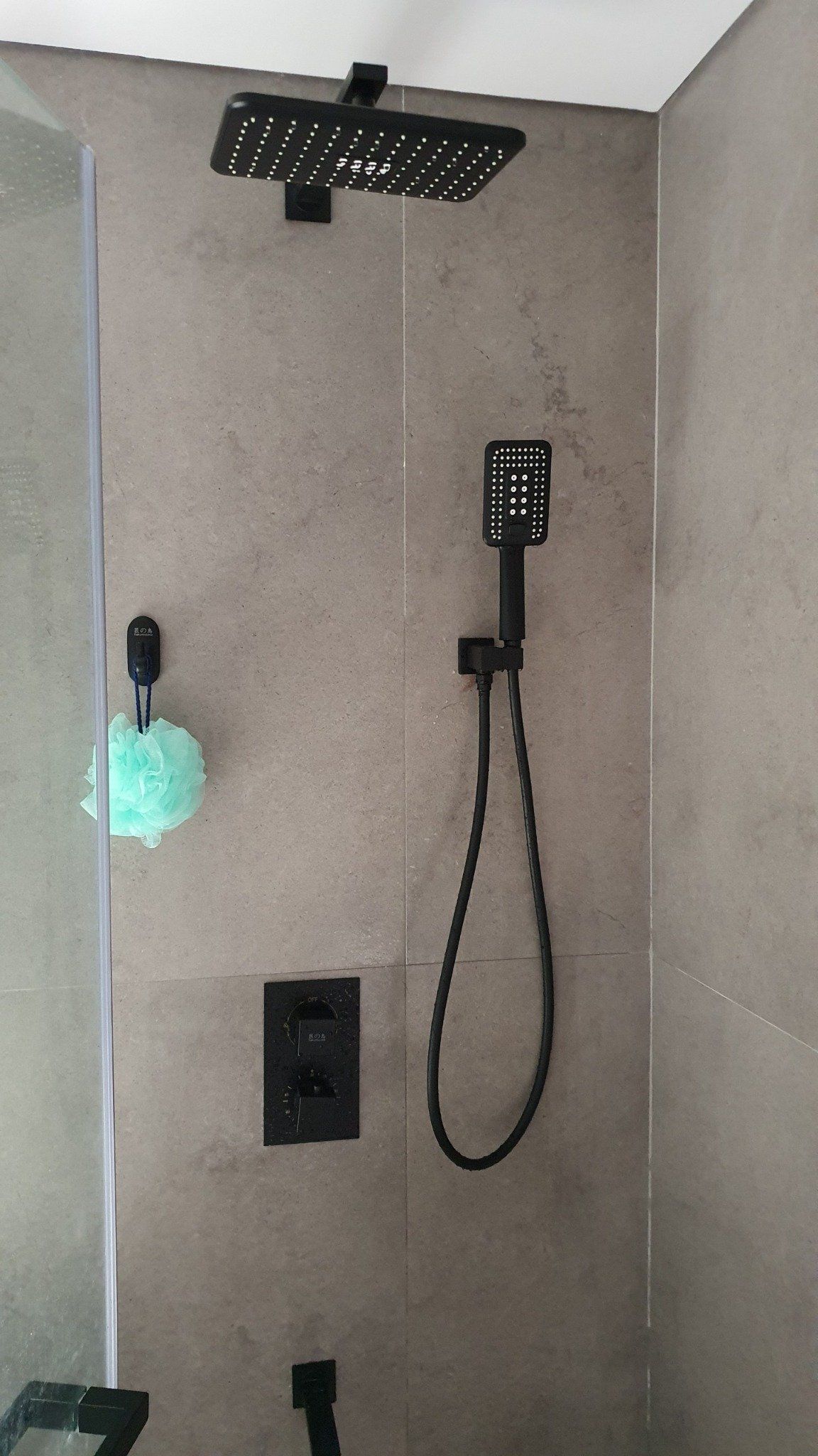  Wall-Mounted Shower FC-4050-3 