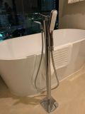  FLOOR-MOUNTED BATHTUB SHOWER Fc-4011 