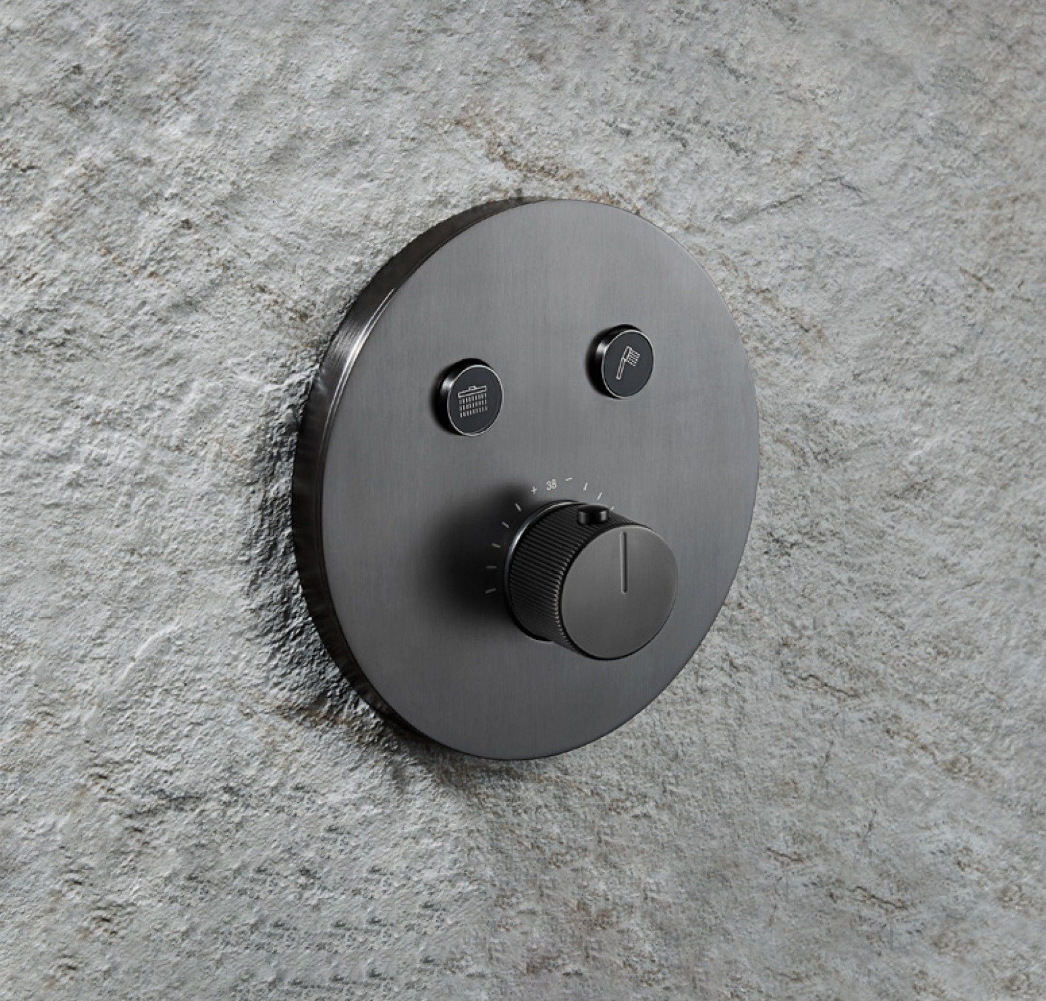  Wall-Mounted Shower Fc-6037 