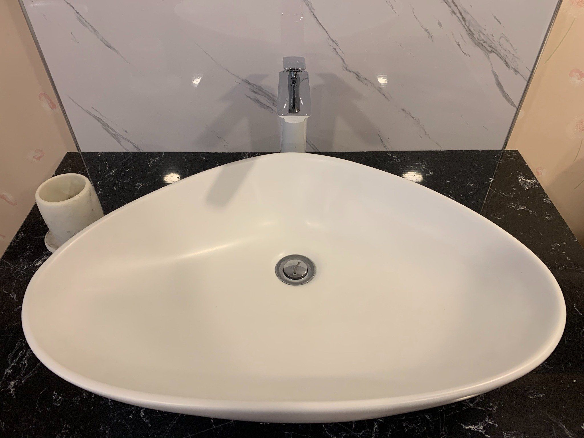  Chậu rửa dương bàn men mờ Bs-260-m 