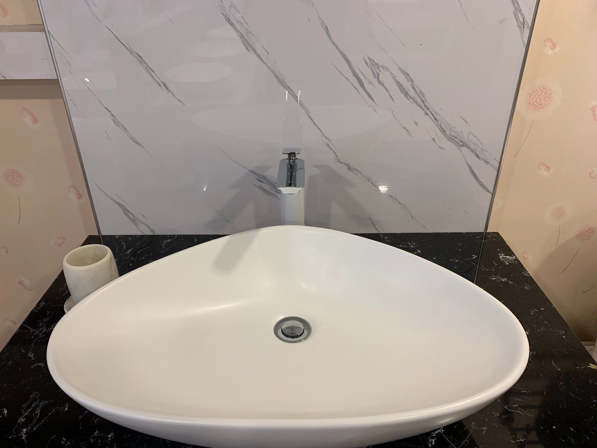  Chậu rửa dương bàn men mờ Bs-260-m 