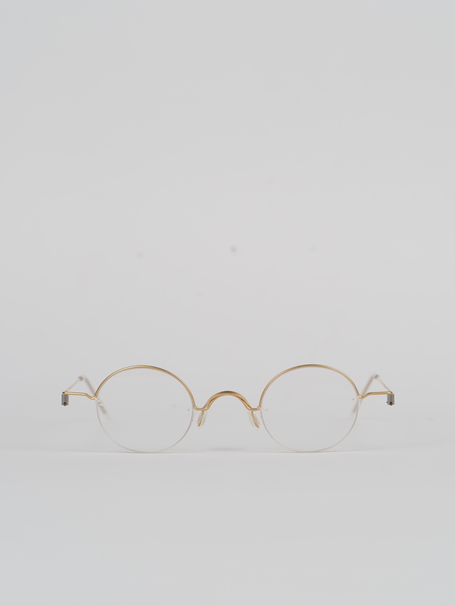 DESIGN 2 CLASSIC D2010E col 389/Ti 135mm