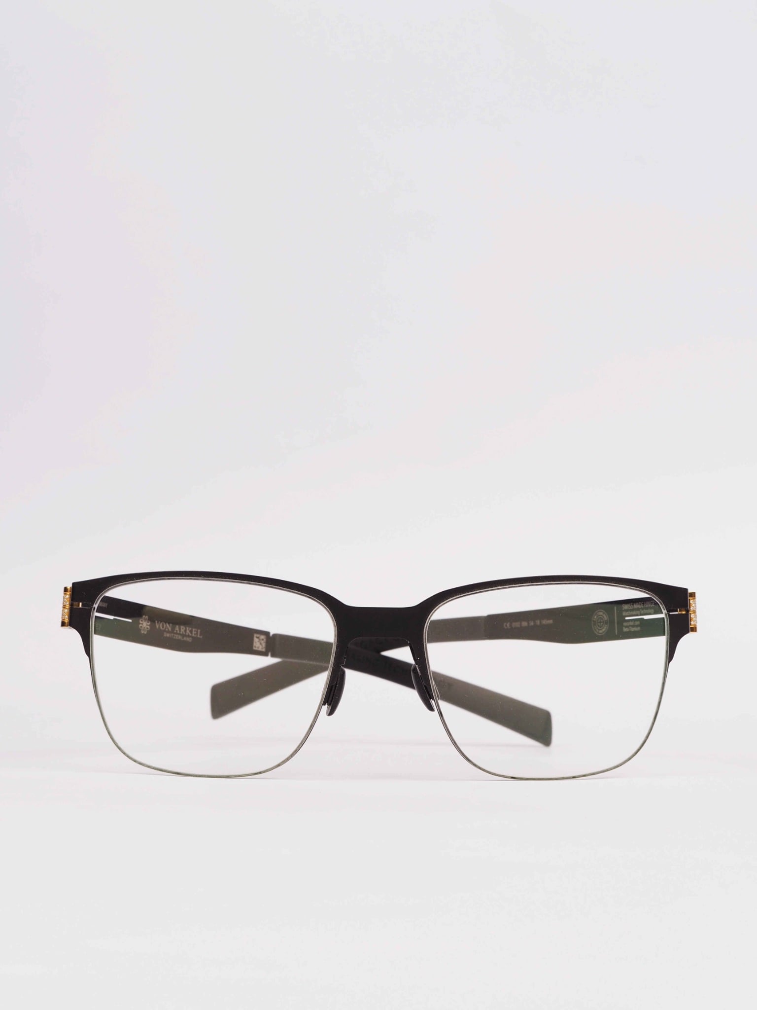 0102 - 006 Diamond Gold