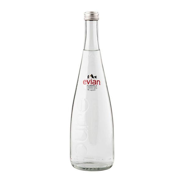 Nước khoáng Evian chai thủy tinh 75cl