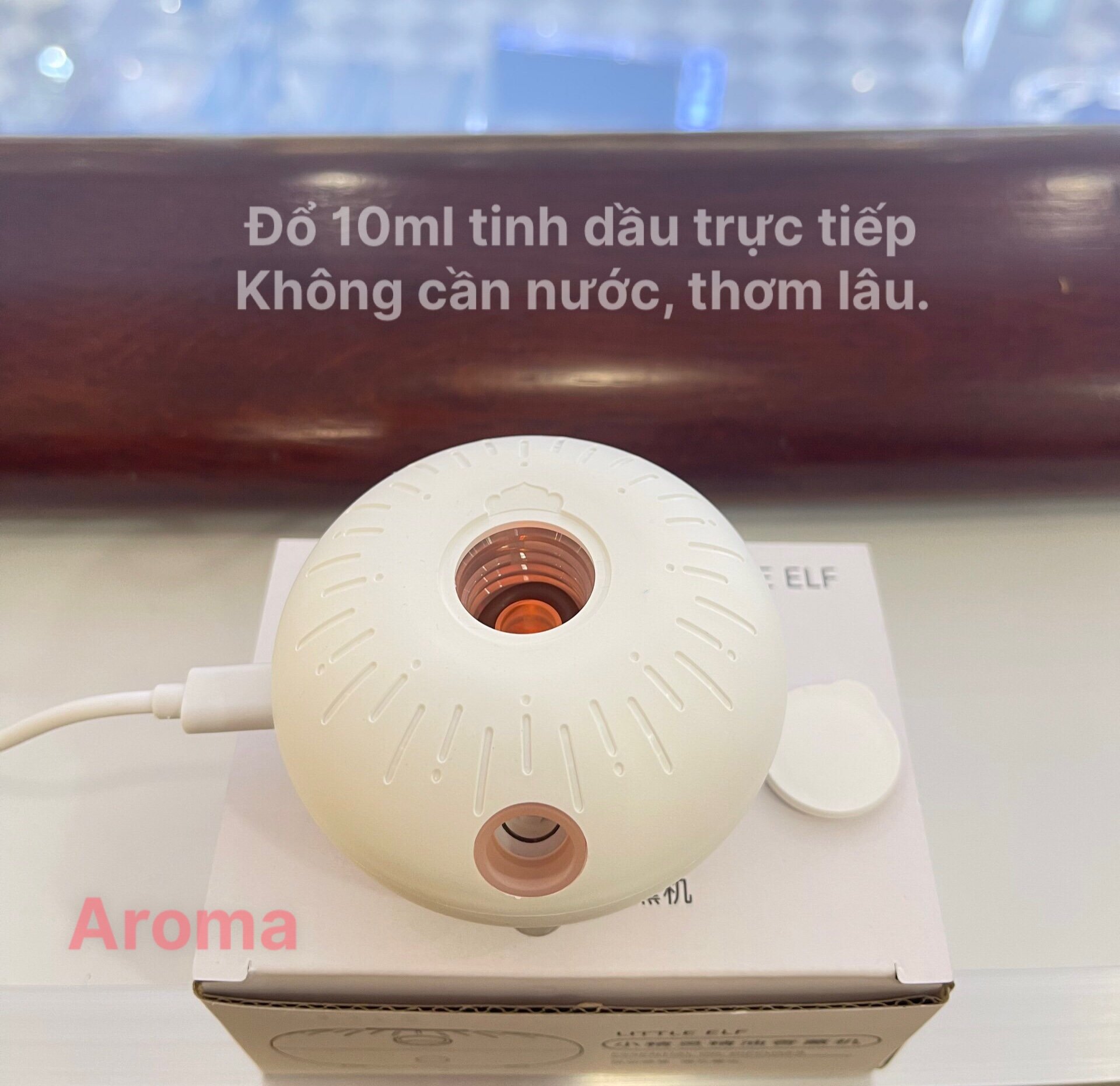 Máy xông xe hơi cao cấp mẫu sang trọng Aroma, Máy xông xe hơi tinh dầu trực tiếp 10ml không dùng nước Aroma