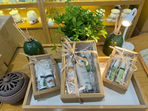 THIẾT KẾ MÙI HƯƠNG RIÊNG BIỆT – KHẲNG ĐỊNH PHONG CÁCH ĐẲNG CẤP | Combo | Quà tặng VIP
