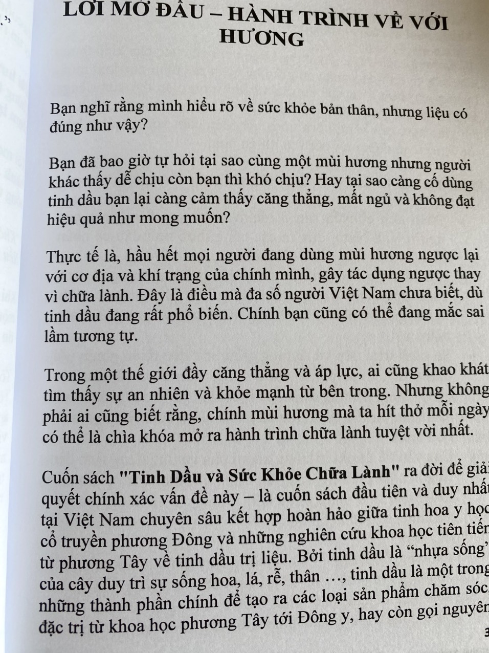 Sách Tinh Dầu & Sức Khỏe Chữa Lành – Cẩm Nang Ứng Dụng Hương Thơm Phục Hồi Cơ Thể & Cảm Xúc