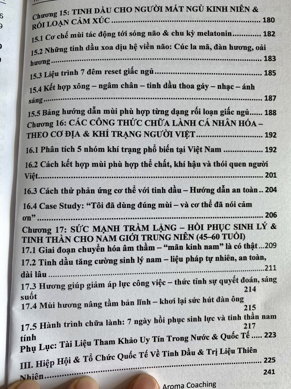 Sách Tinh Dầu & Sức Khỏe Chữa Lành – Cẩm Nang Ứng Dụng Hương Thơm Phục Hồi Cơ Thể & Cảm Xúc
