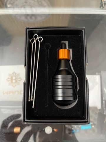  Tay Cầm Kim Đạn 