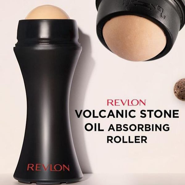 Thanh lăn dầu Revlon volcanic stone facial roller (Chiếc)