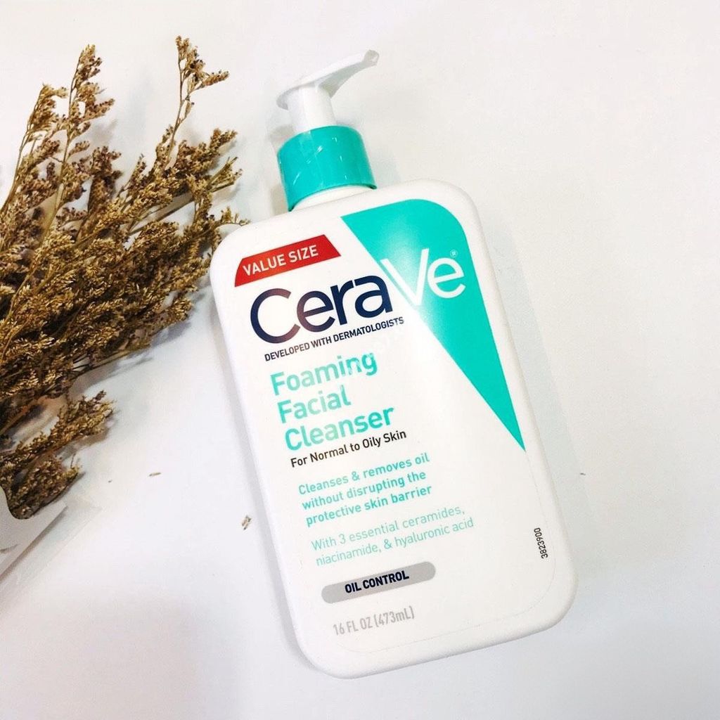 Sữa rửa mặt CeraVe schaumendes (da dầu), Đức. (Chai)