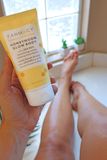  Serum Dưỡng Thể Sáng Da 12% AHA/ BHA Farmacy Honeymoon Glow Body Resurfacing 