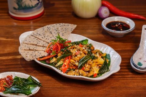  Nghêu Biển Xào Sốt Malay Xúc Bánh Đa 