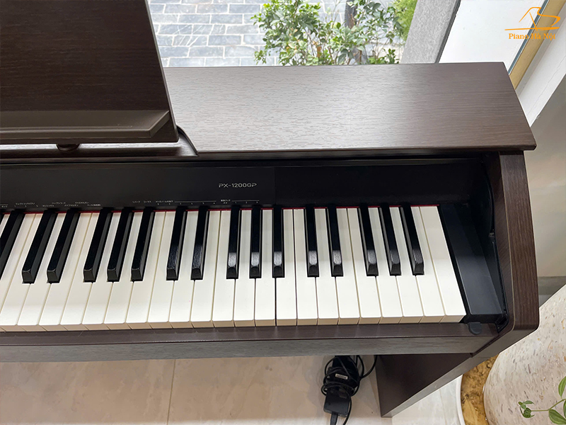 電子ピアノ CASIO. PX1200GP