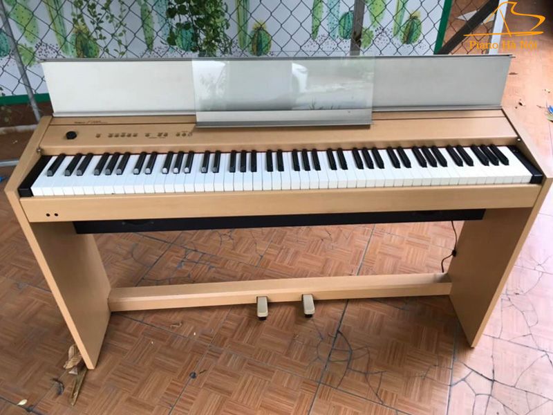 Piano Roland F100 - Giảm giá sốc tại Piano Hà Nội