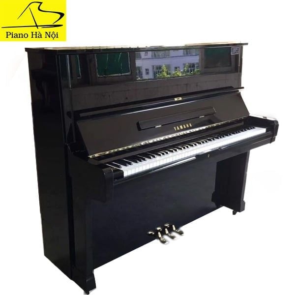 PIANO YAMAHA U2A