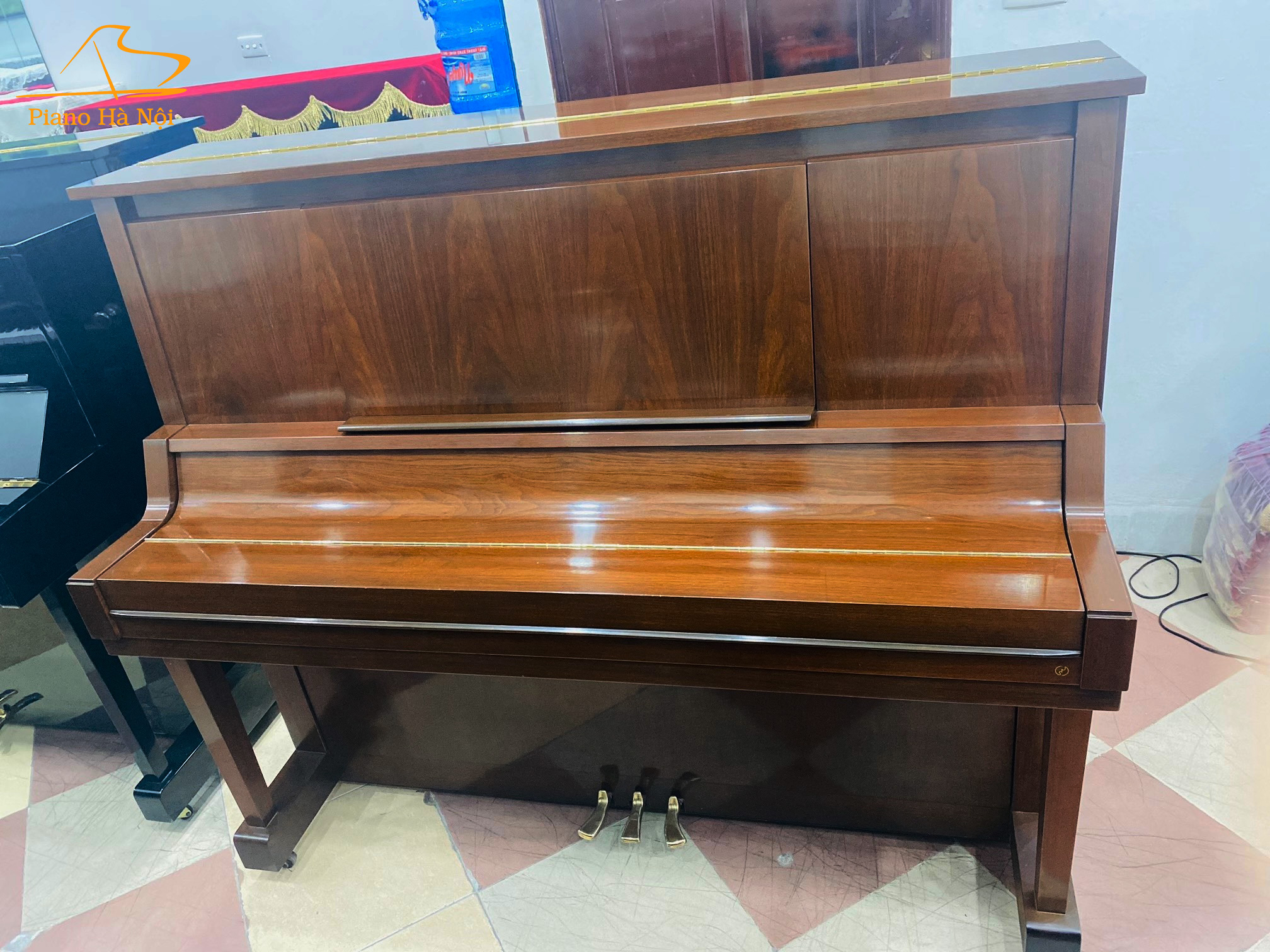 Piano Cơ Schmeigerstein  TRƯỜNG NHẠC TUẤN NGỌC