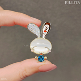  Trâm cài áo thỏ Love dát đá pha lê cao cấp 