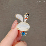  Trâm cài áo thỏ Love dát đá pha lê cao cấp 