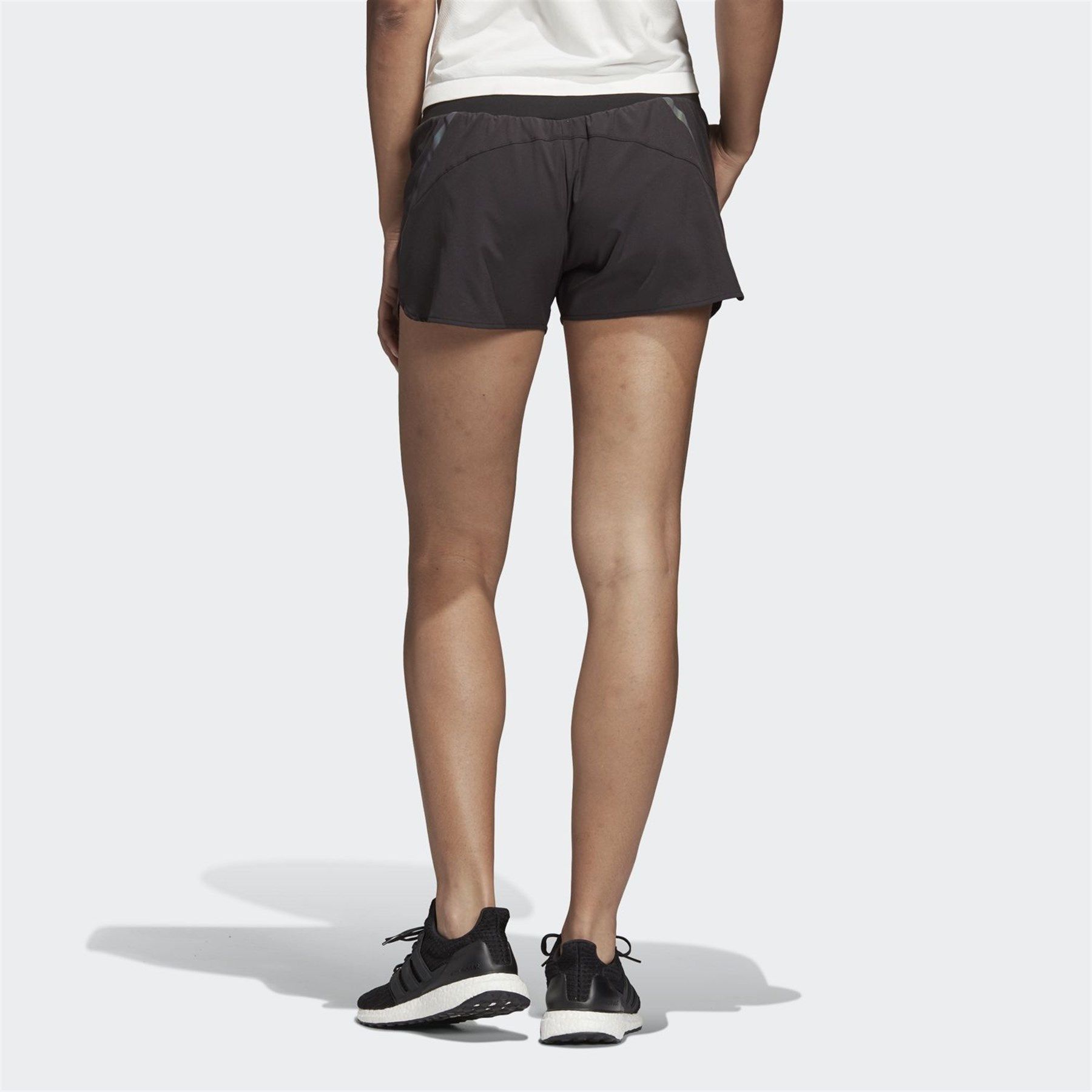  Quần Đùi Chạy Nữ Adidas Saturday Short CY8362 