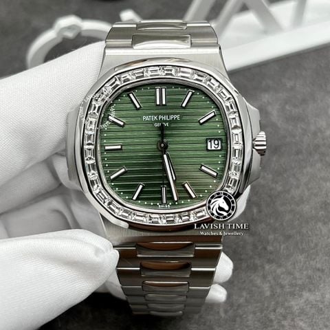 Đồng Hồ Patek Philippe Nautilus 5711/1300A-001 Rep 1:1 Chế Tác Vàng Trắng 18K Độ Kim Cương Thiên Nhiên Mặt Xanh Lá Dây Kim Loại