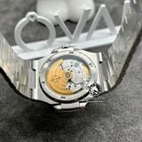 Đồng Hồ Patek Philippe Nautilus 5711/1300A-001 Rep 1:1 Chế Tác Vàng Trắng 18K Độ Kim Cương Thiên Nhiên Mặt Xanh Lá Dây Kim Loại