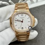Đồng Hồ Patek Philippe Nautilus 7118/1200R-001 Rep 1:1 Chế Tác Vỏ Vàng Khối 18K Niềng Bezel Độ Kim Cương Thiên nhiên Mặt Trắng Dây Kim Loại