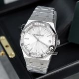 Đồng Hồ Audemars Piguet Royal Oak 15500ST.OO.1220ST.04 Rep 1:1 Chế Tác Vỏ Bạc Độ Viền Bezel Kim Cương Thiên Nhiên - Moissanite Mặt Trắng Dây Kim Loại